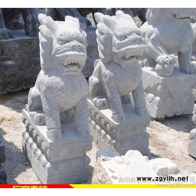 青石雕刻麒麟門口擺放招財麒麟擺件大理石雕刻麒麟動物石雕加工